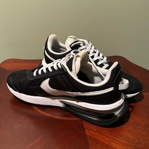 Women’s nike running shoes